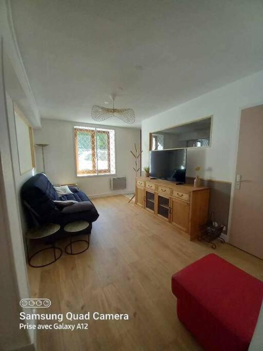 Appart Neuf Pour 6 Personnes Vizille Exterior photo